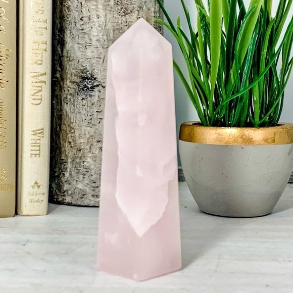 Calcite Point Pink  (rose quartz color) GLOWS 5x1” - Picture 1 of 4